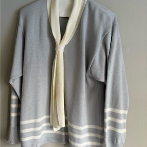 Chic Gray and Cream Women's Crewneck Sweater